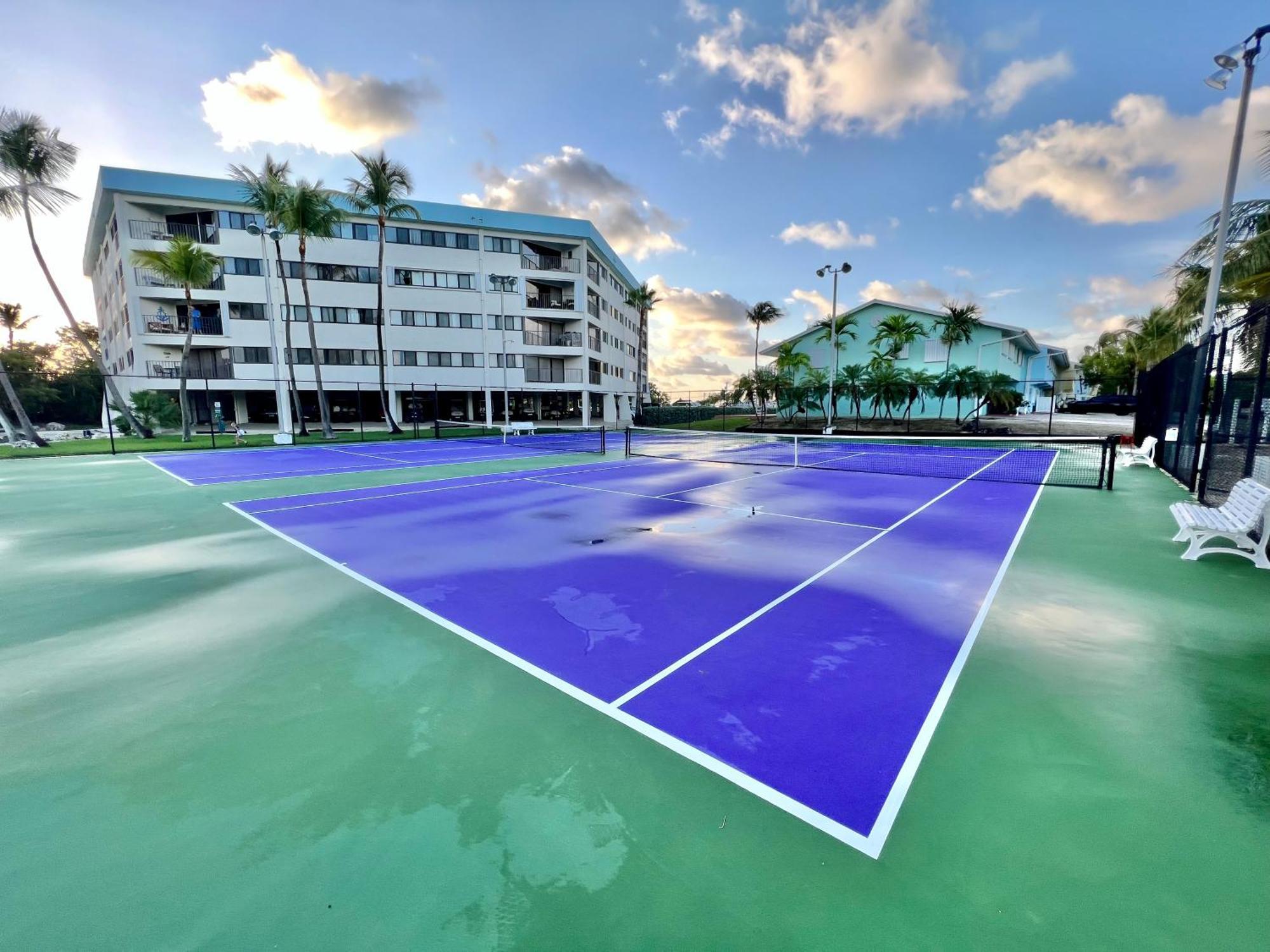TOWER 2 MASTER SUITEs, 2 KINGS BEDS, MARINA Key Largo Exterior foto